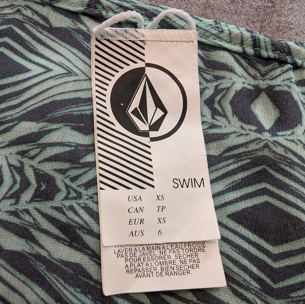 Volcom Swim Suit Cover-Up Size XS NWOT - Picture 3 of 6